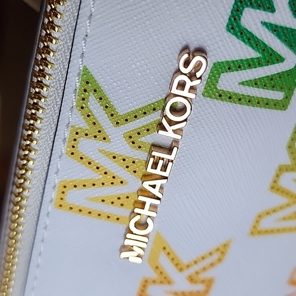 Michael Kors Jet Set Travel White Crossbody Signature Print Set - Picture 7 of 15